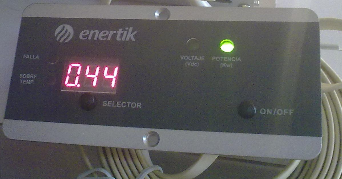 panel mostrando KW de salida